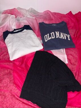 Women’s size XS clothing lot ft. OLD NAVY and SHEIN